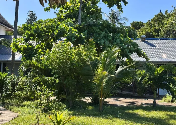 Watamu Beach Cottages
